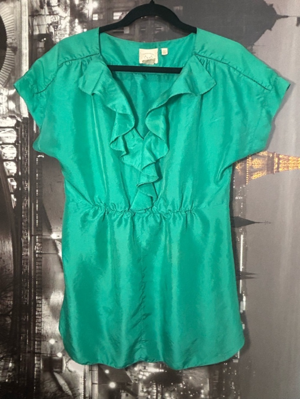 100% silk Ruffled V-Neck Cap-Sleeve Women's Top - Anthropologie
